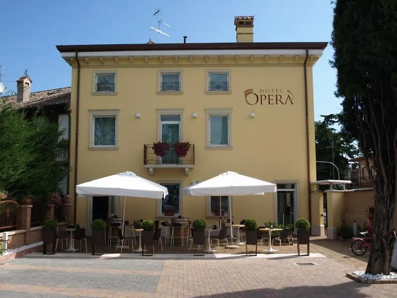 Hotel Operà Dossobuono