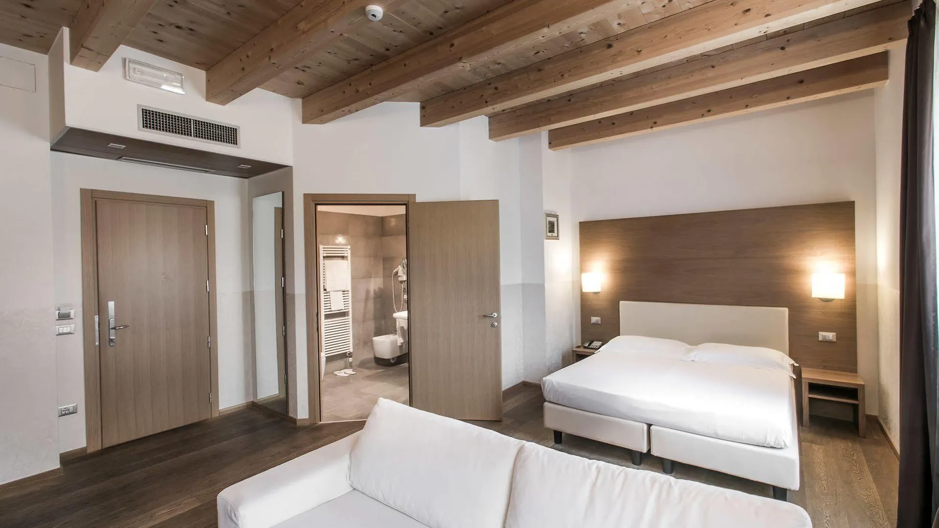 Hotel Operà Dossobuono